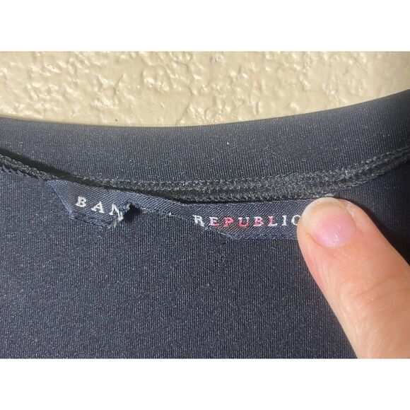 Banana Republic Black V-Neck Meryl Nylon Spandex Long Sleeve Medium - Picture 7 of 7